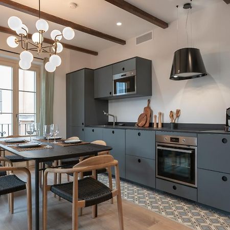 Exclusive Penthouse In Plaza La Merced Malaga Bagian luar foto